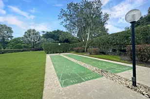 535 Oaks Dr, Pompano Beach, FL 33069 - Photo 18