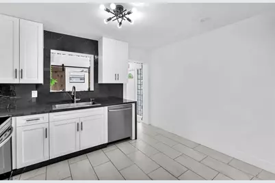 6630  Cody St, Hollywood, FL 33024 - Photo 4