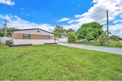 6630  Cody St, Hollywood, FL 33024 - Photo 32