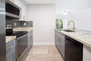 5860 W Sample Rd, Coral Springs, FL 33067 - Photo 10