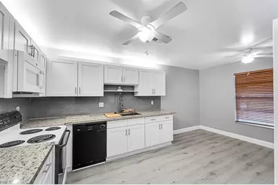 1521 NW 19th Ter, Unit #101, Delray Beach, FL 33445 - Photo 2