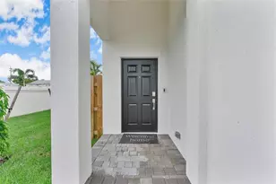 4973 Oakmont Dr, Dania Beach, FL 33312 - Photo 4