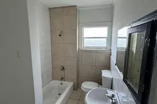 201 N 17th St, Fort Pierce, FL 34950 - Photo 6