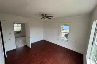 201 N 17th St, Fort Pierce, FL 34950 - Photo 12