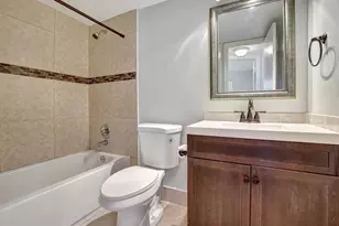 8225 Sunrise Lakes Blvd, Sunrise, FL 33322 - Photo 14