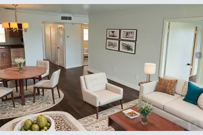 8225  Sunrise Lakes Blvd, Unit #303, Sunrise, FL 33322 - Photo 2