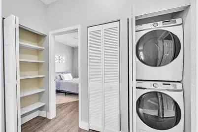 1251 NE 32nd St, Oakland Park, FL 33334 - Photo 28