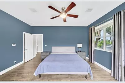 1251 NE 32nd St, Oakland Park, FL 33334 - Photo 46