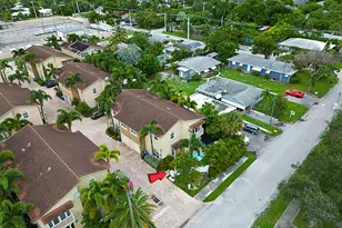 1251 NE 32nd St, Oakland Park, FL 33334 - Photo 2