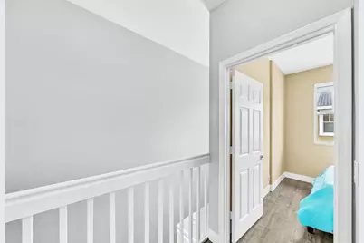 1251 NE 32nd St, Oakland Park, FL 33334 - Photo 36