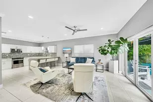 1251 NE 32nd St, Oakland Park, FL 33334 - Photo 6