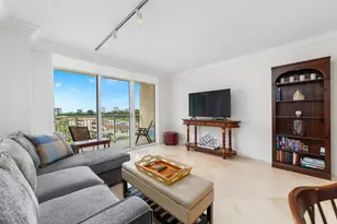 99 SE Mizner Blvd Unit, Boca Raton, FL 33432 - Photo 6