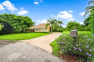 7604 Lexington Ln, Parkland, FL 33067 - Photo 1