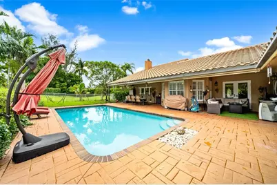 7604  Lexington Ln, Parkland, FL 33067 - Photo 32