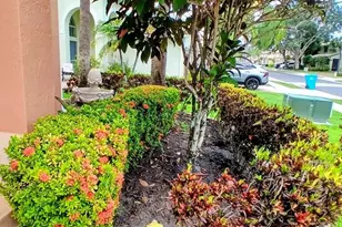 1124 Rialto Dr, Boynton Beach, FL 33436 - Photo 2