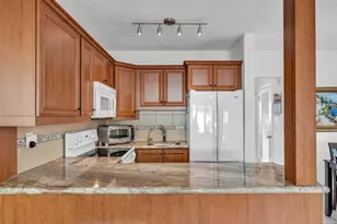 1000 SW 10th Ave, Hallandale Beach, FL 33009 - Photo 8