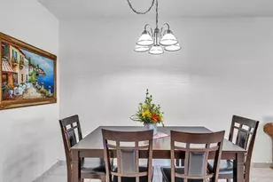 1000 SW 10th Ave, Hallandale Beach, FL 33009 - Photo 16