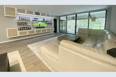 11231  Green Lake Dr, Unit #202, Boynton Beach, FL 33437 - Photo 4