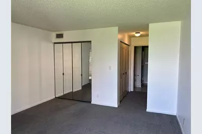 6123  Coral Lake Dr, Unit #211, Pompano Beach, FL 33063 - Photo 10