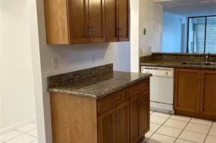 6123 Coral Lake Dr, Pompano Beach, FL 33063 - Photo 4