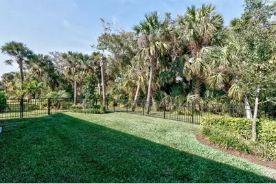 3577  Loblolly Sq, Vero Beach, FL 32966 - Photo 30