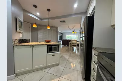 17801 N Bay Rd, Unit #212, Sunny Isles Beach, FL 33160 - Photo 8