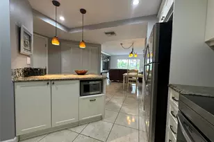 17801 N Bay Rd, Sunny Isles Beach, FL 33160 - Photo 8