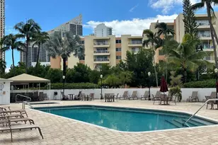 17801 N Bay Rd, Sunny Isles Beach, FL 33160 - Photo 2