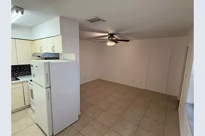 4649  Bougainvilla Dr, Unit #4, Lauderdale by the Sea, FL 33308 - Photo 4