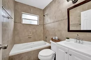 7021 Park St, Hollywood, FL 33024 - Photo 14