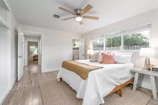 300 NE 43rd St, Oakland Park, FL 33334 - Photo 10