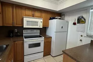 1101 Crystal Lake Dr, Deerfield Beach, FL 33064 - Photo 44