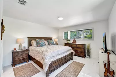 2732 NE 26th St, Fort Lauderdale, FL 33305 - Photo 8