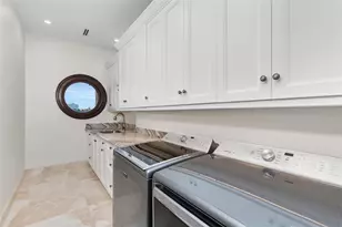 632 2nd Key Dr, Fort Lauderdale, FL 33304 - Photo 48