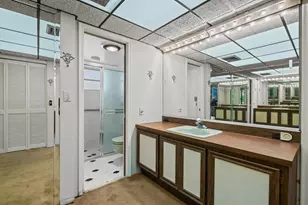 625 Oleander Dr, Hallandale Beach, FL 33009 - Photo 22