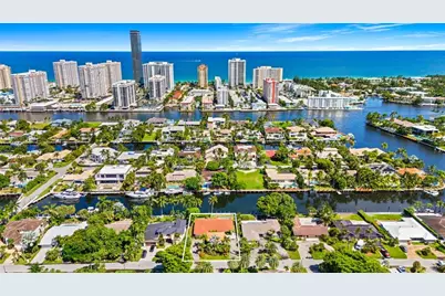 625  Oleander Dr, Hallandale Beach, FL 33009 - Photo 1