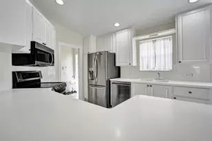 8168 Montserrat Pl, Wellington, FL 33414 - Photo 6