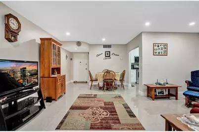 4980 E Sabal Palm Boulevard, Unit #124, Tamarac, FL 33319 - Photo 16