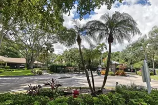 3993 Cypress Reach Ct, Pompano Beach, FL 33069 - Photo 4