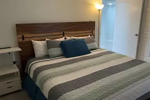 12850 SW 4th Ct, Pembroke Pines, FL 33027 - Photo 6