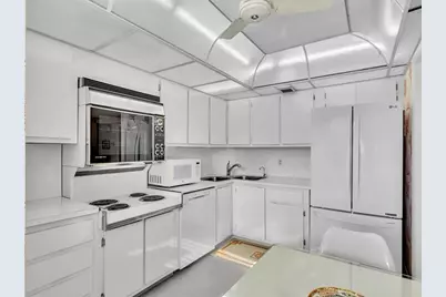 1537 E Hillsboro Blvd, Unit #438, Deerfield Beach, FL 33441 - Photo 8