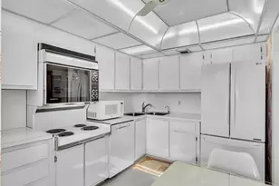 1537 E Hillsboro Blvd, Deerfield Beach, FL 33441 - Photo 8