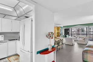 1537 E Hillsboro Blvd, Deerfield Beach, FL 33441 - Photo 4