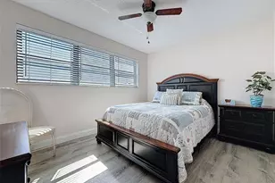 2309 S Cypress Bend Dr, Pompano Beach, FL 33069 - Photo 10