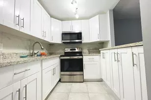 4 Ventnor A Unit, Deerfield Beach, FL 33442 - Photo 4