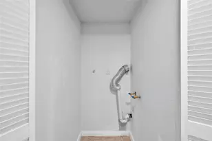 7541 NW 16th St, Plantation, FL 33313 - Photo 16