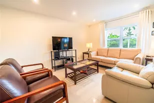 300 Diplomat Pkwy, Hallandale Beach, FL 33009 - Photo 2