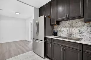 40 NW 68th St, Miami, FL 33150 - Photo 14