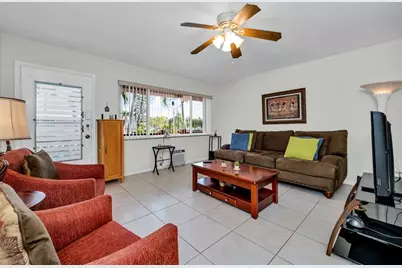 1000 SW 11th Ave, Unit #12A Bldg E, Hallandale Beach, FL 33009 - Photo 10