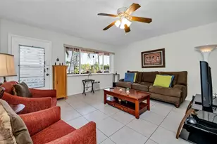 1000 SW 11th Ave Unit #12A Bldg E, Hallandale Beach, FL 33009 - Photo 10